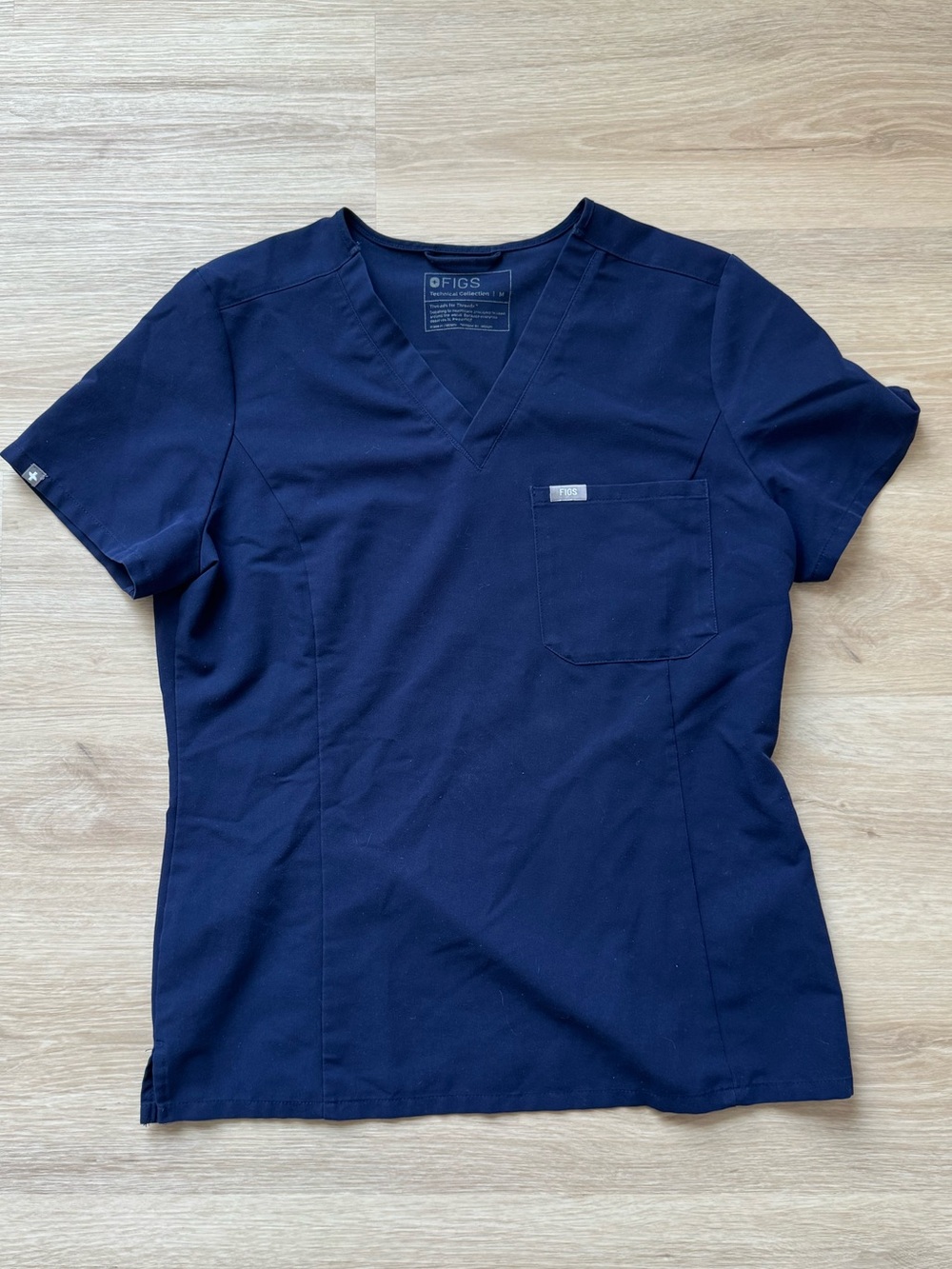 Figs Slim Fit Navy Scrub Top M
